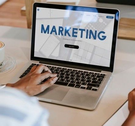 Top 10 Câu Hỏi Phỏng Vấn Leader Marketing