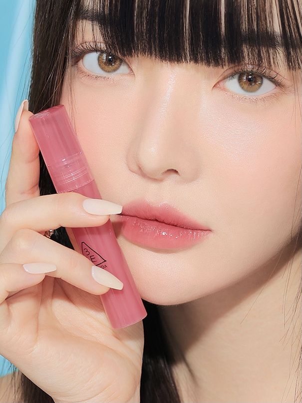 ảnh chụp sản phẩm có người mẫu/KOL/KOC,...tham gia